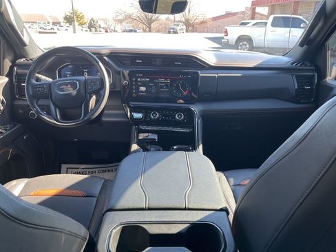 Used 2024 GMC Sierra 1500 AT4 w/ Technology Package image 31