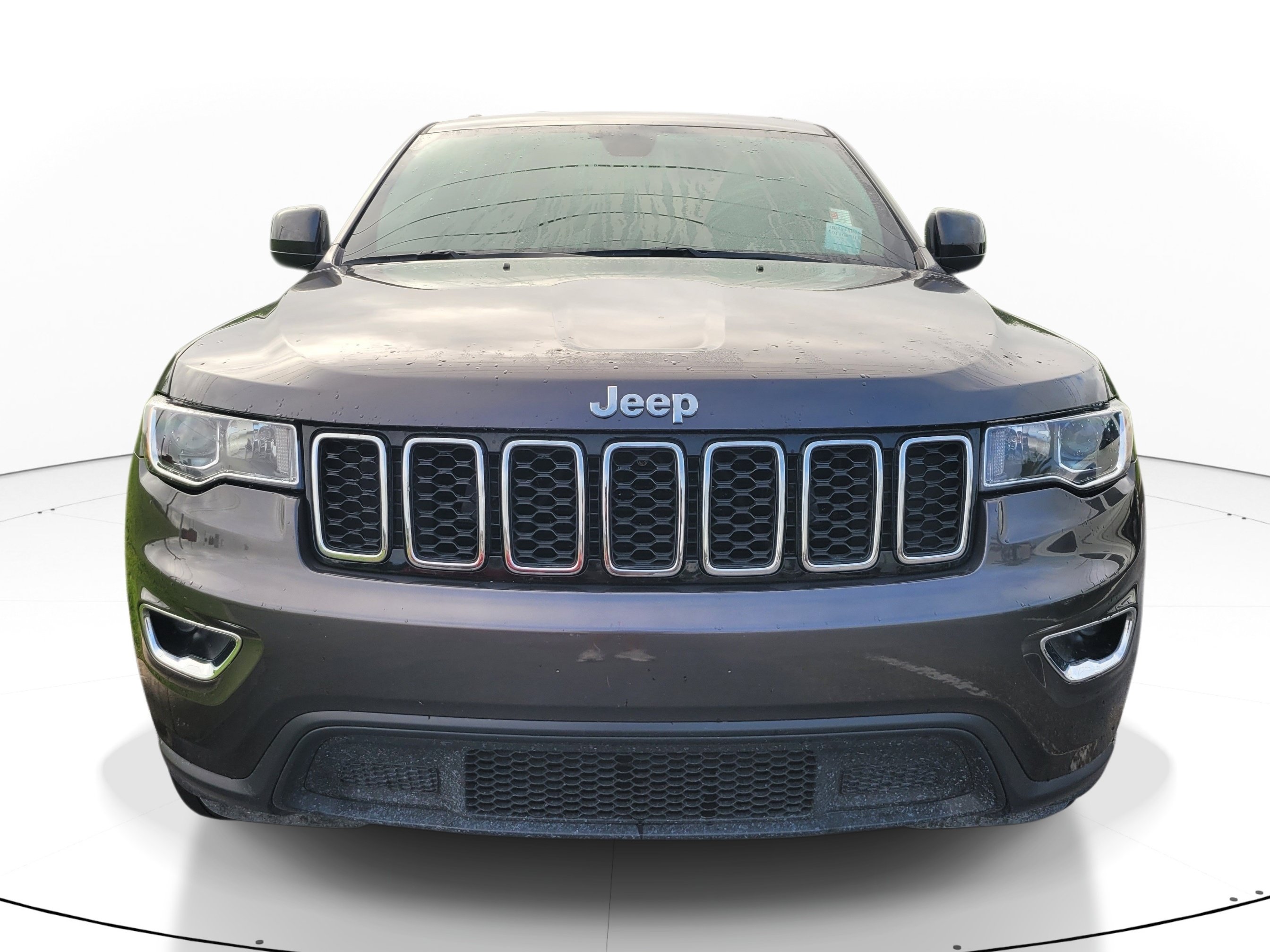 Used 2021 Jeep Grand Cherokee Laredo AWD/4WD image 2