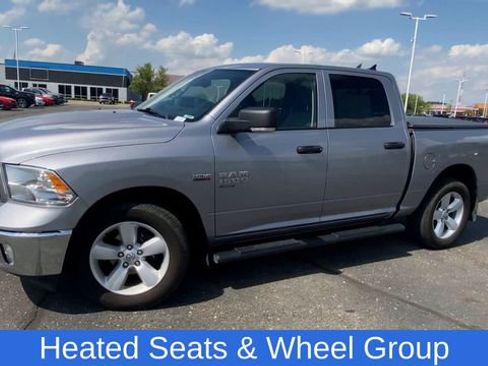 Used 2022 RAM 1500 Classic SLT w/ Electronics Group AWD/4WD image 4