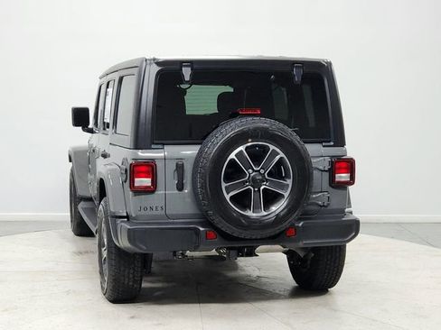 Used 2023 Jeep Wrangler Sahara w/ Cold Weather Group image 6