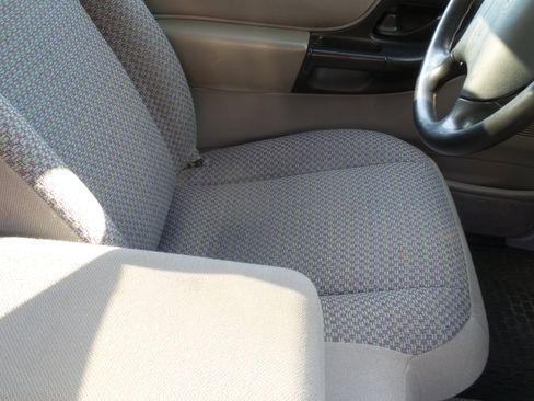 Used 1998 Ford Ranger XLT image 66