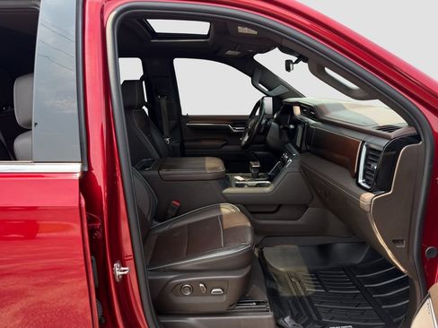 Used 2024 GMC Sierra 1500 Denali AWD/4WD image 29