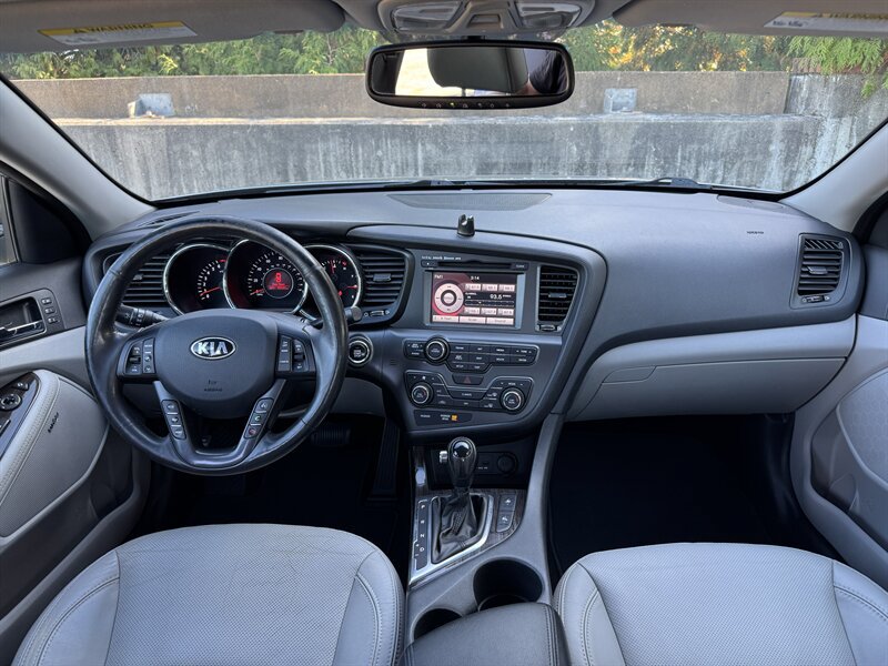 Used 2013 Kia Optima EX w/ Premium Pkg FWD image 18