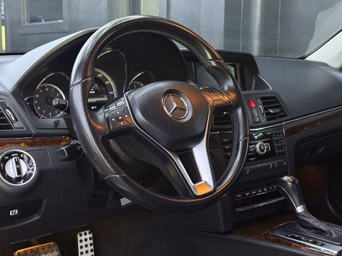 Used 2013 Mercedes-Benz E 350 Cabriolet image 14