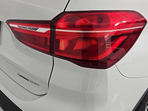 Used 2021 BMW X1 xDrive28i w/ Convenience Package image 8