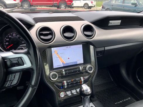 Used 2018 Ford Mustang Premium RWD image 6