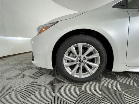 New 2026 Toyota Corolla SE image 21