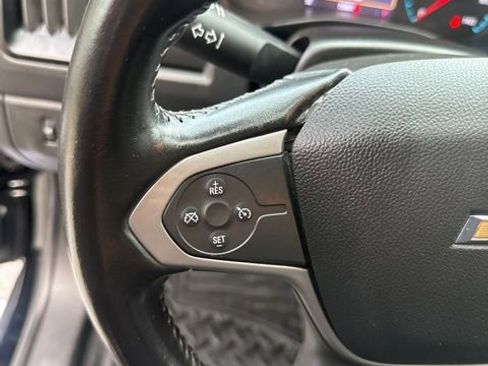 Used 2020 Chevrolet Colorado LT AWD/4WD image 16