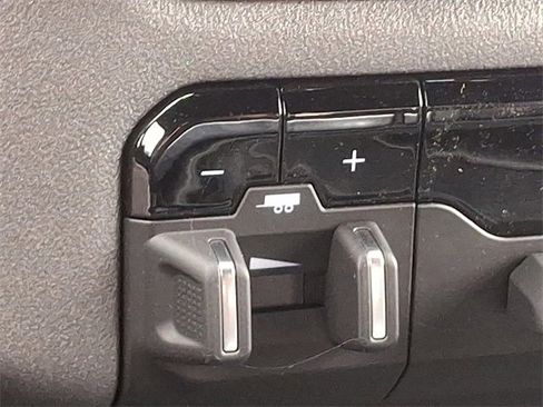 Used 2023 RAM 3500 Tradesman w/ Chrome Appearance Group image 23