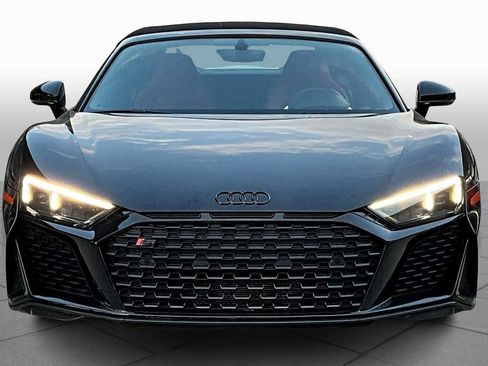 Certified 2023 Audi R8 V10 performance image 3