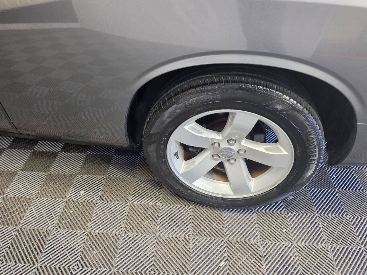 Used 2012 Dodge Challenger SXT RWD image 19