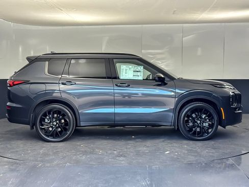 New 2026 Nissan Rogue Platinum AWD/4WD image 2