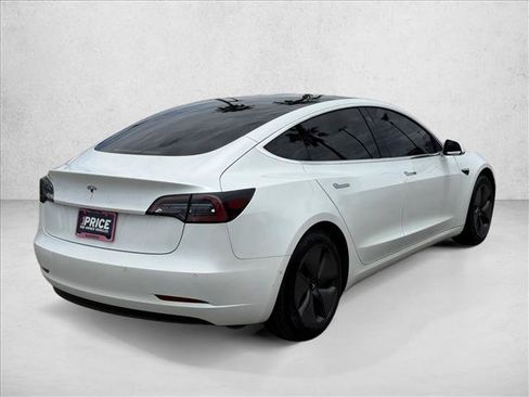 Used 2020 Tesla Model 3 Standard Range Plus RWD image 6