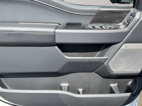 New 2025 Ford F150 Lariat w/ Equipment Group 501A Mid image 26