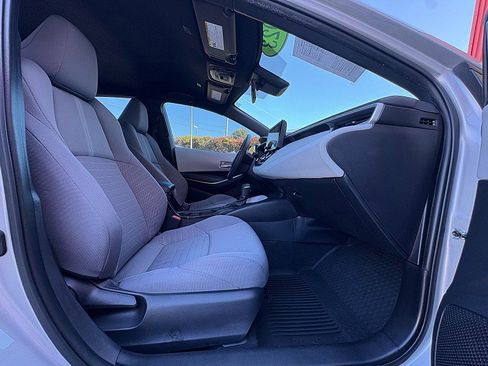 Used 2023 Toyota Corolla SE image 16