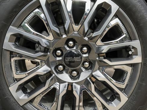 Used 2024 GMC Yukon Denali Ultimate w/ LPO, Floor Liner Package AWD/4WD image 64