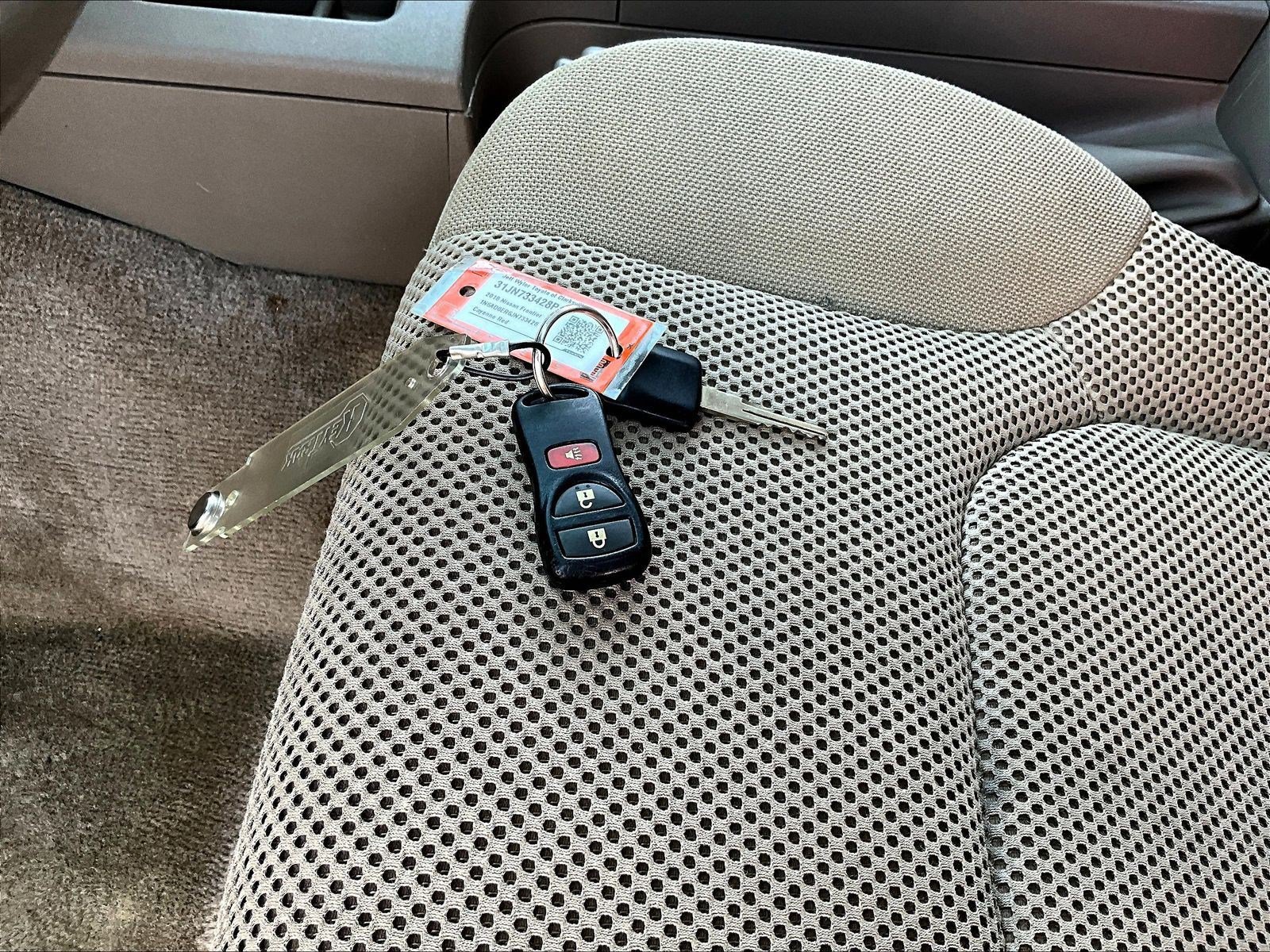Used 2018 Nissan Frontier SV RWD image 35