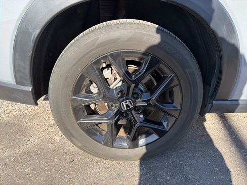 Used 2024 Honda HR-V Sport image 16