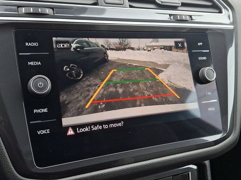 Used 2024 Volkswagen Tiguan S image 18