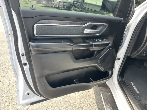 Used 2020 RAM 1500 Big Horn AWD/4WD image 12