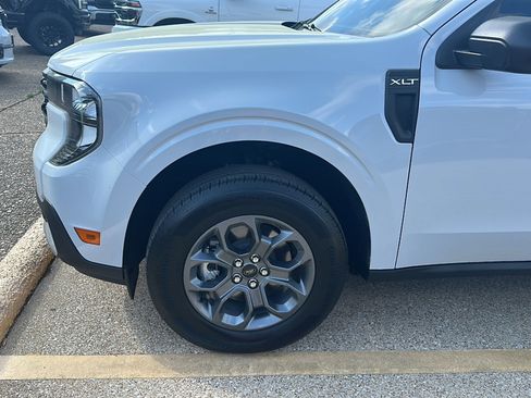 Used 2025 Ford Maverick XLT w/ 4K Tow Package AWD/4WD image 9