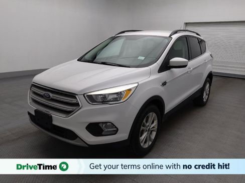 Used 2018 Ford Escape SE image 1
