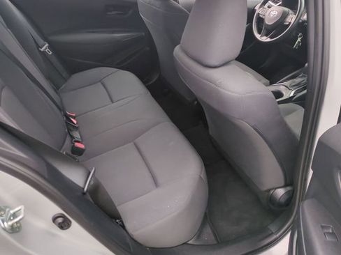 Used 2024 Toyota Corolla LE image 32