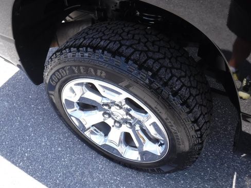 Used 2023 RAM 1500 Big Horn AWD/4WD image 4