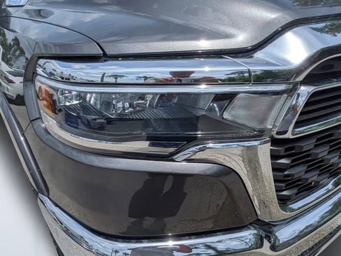 New 2026 RAM 1500 4x4 Crew Cab image 9