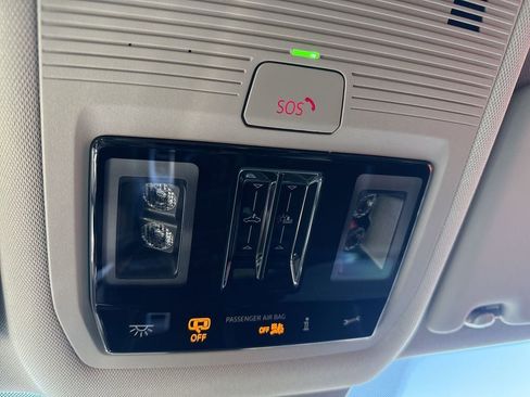 New 2026 Volkswagen Atlas SEL image 12