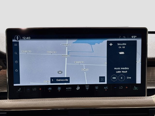 Used 2023 Lincoln Corsair FWD image 13