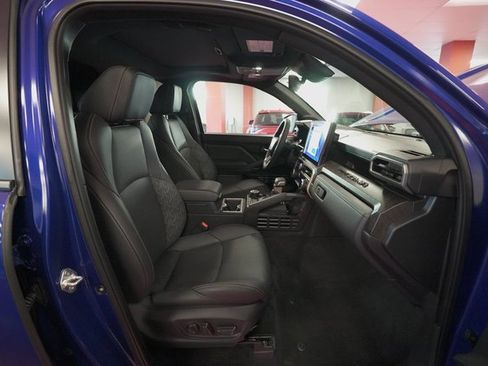 Used 2024 Toyota Tacoma Limited image 16