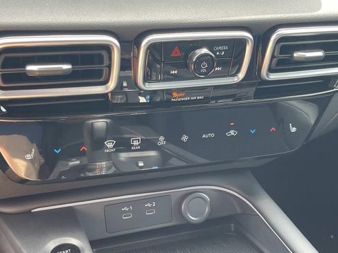 New 2026 Nissan Sentra SR w/ SR Premium Package FWD image 28