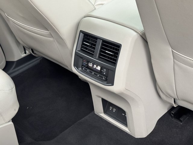 Used 2021 Volkswagen Atlas SEL Premium AWD/4WD image 11