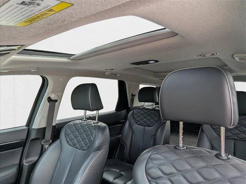 Used 2022 Hyundai Palisade Limited image 23