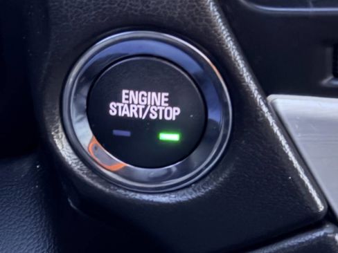 Used 2016 GMC Yukon XL Denali w/ Open Road Package image 11