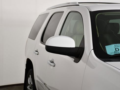 Used 2012 GMC Yukon Denali AWD/4WD image 14