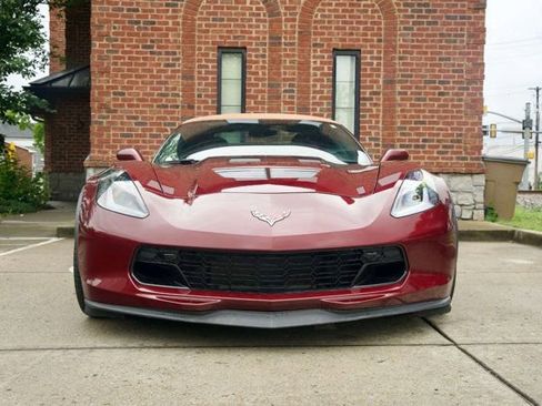 Used 2018 Chevrolet Corvette Z06 RWD image 2