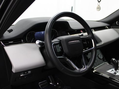 Used 2022 Land Rover Range Rover Evoque R-Dynamic S AWD/4WD image 13