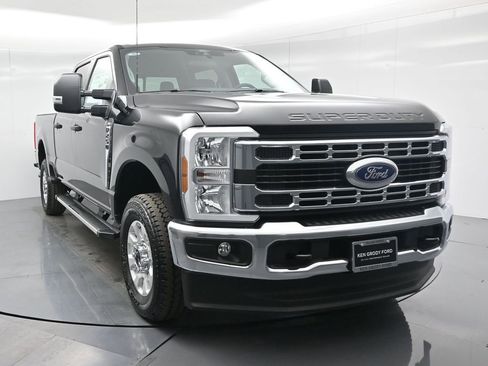 Certified 2024 Ford F250 XLT w/ FX4 Off-Road Package image 55