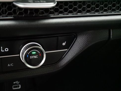 Certified 2024 Honda HR-V EX-L image 29