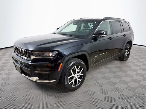 Used 2024 Jeep Grand Cherokee L Limited w/ Luxury Tech Group II AWD/4WD image 3