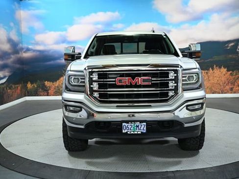 Used 2017 GMC Sierra 1500 SLT AWD/4WD image 2