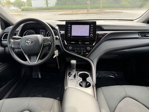 Used 2024 Toyota Camry LE FWD image 32