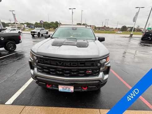 Used 2025 Chevrolet Silverado 1500 Custom Trail Boss AWD/4WD image 2