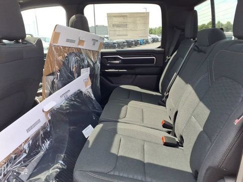 New 2026 RAM 1500 Big Horn AWD/4WD image 17