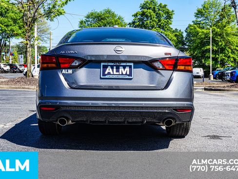 Used 2025 Nissan Altima 2.5 SR FWD image 14