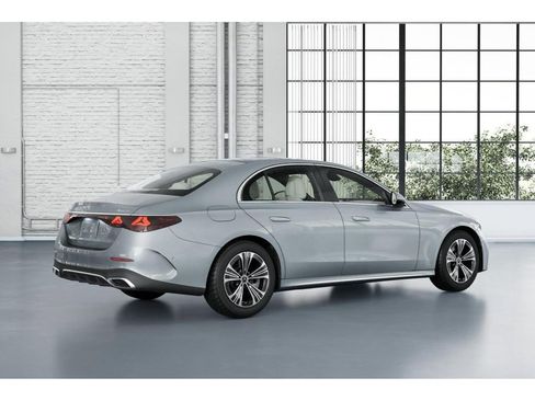 New 2026 Mercedes-Benz E 450 4MATIC Sedan image 20