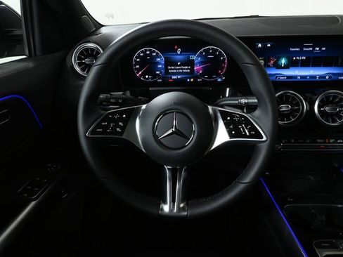 New 2026 Mercedes-Benz GLA 250 4MATIC image 17