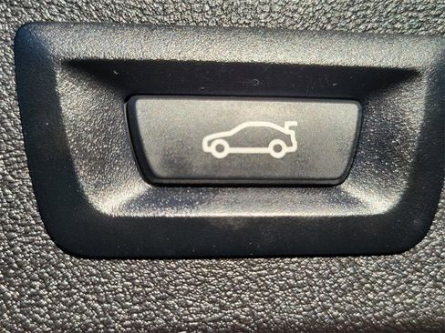 Used 2019 BMW X3 sDrive30i w/ Driving Assistance Package image 22